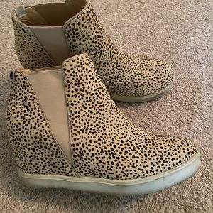 Coconuts Matisse Womens wedge bootie